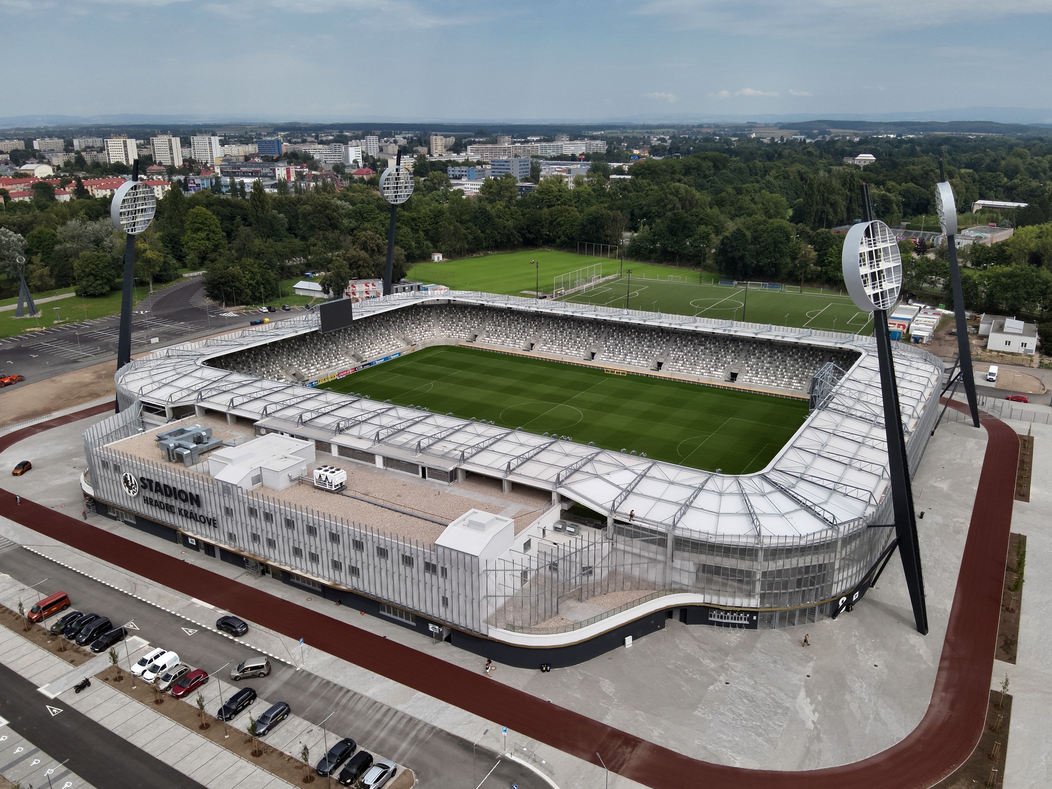 construsoftbimawards - Multifunkční fotbalový stadion Hradec Králové